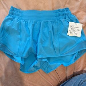 Lululemon Hotty Hot LR 2.5” Short